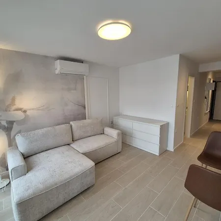 Lägenhet Rivijera 2